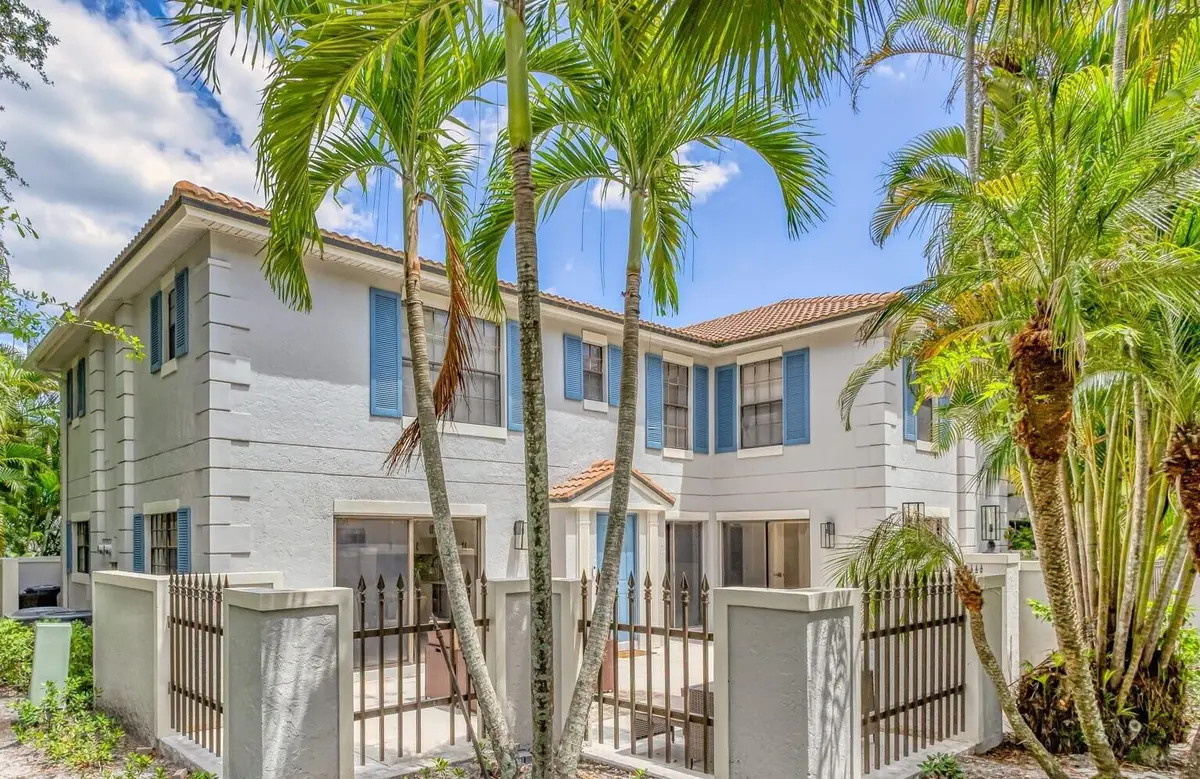 3-web-or-mls-5D1A6230_HDR at 355 Prestwick Circle 4, Palm Beach Gardens