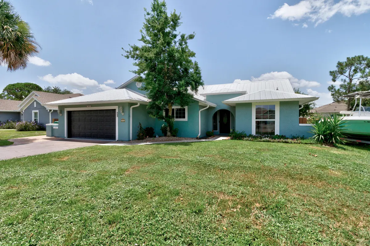 843 Vocelle Avenue, Sebastian, FL – photo 1