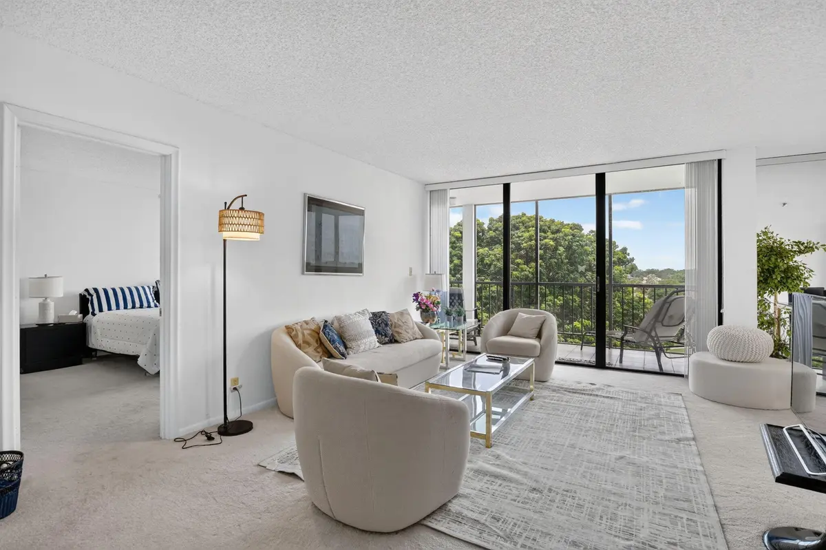 4-web-or-mls-DSC_7299 at 6895 Willow Wood Drive 1065, Boca Raton