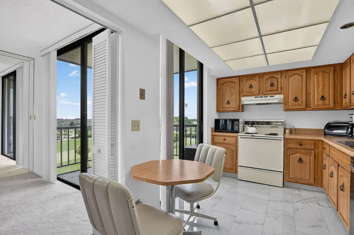 9-web-or-mls-DSC_7324 at 6895 Willow Wood Drive 1065, Boca Raton