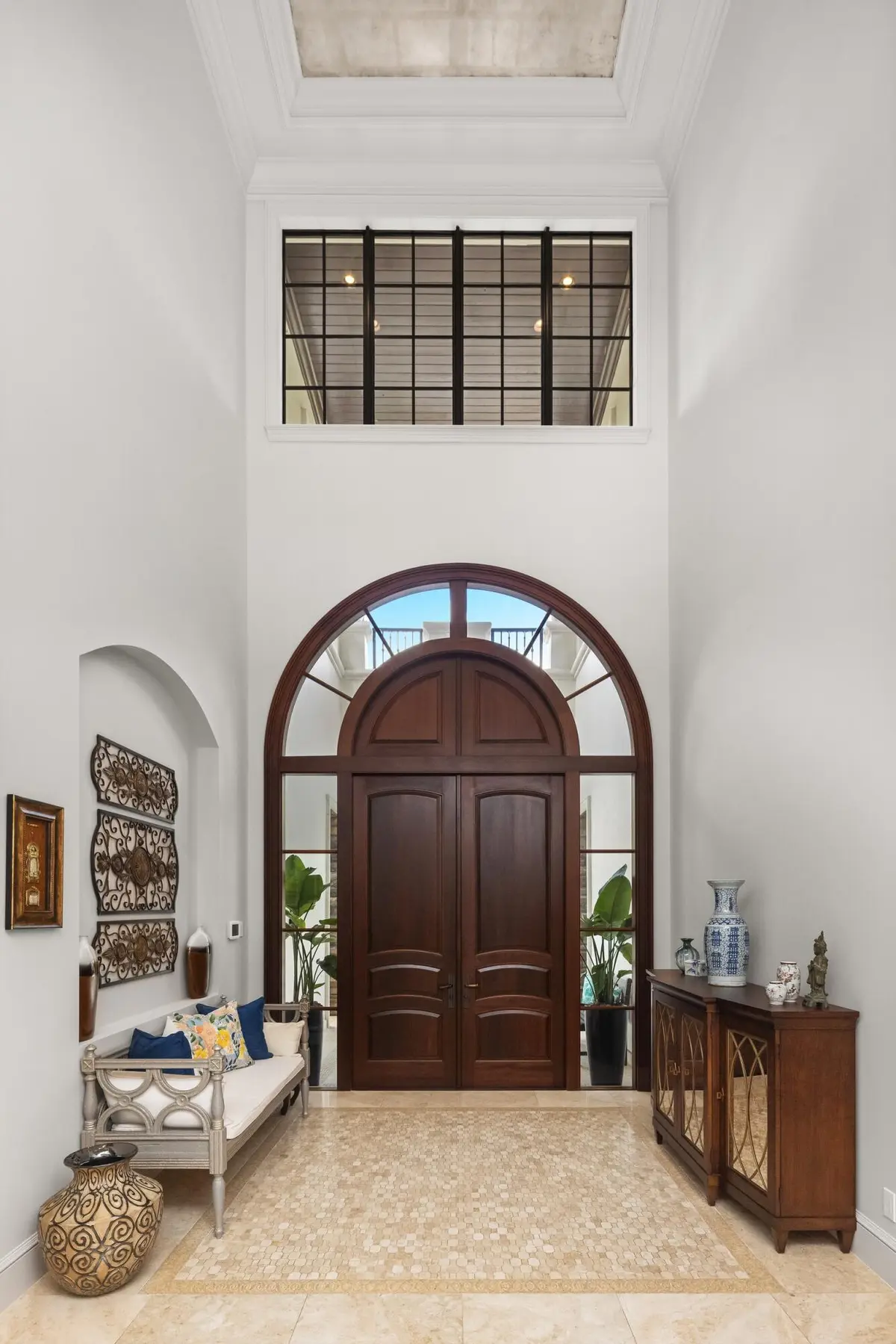 Foyer 4 at 7242 Stonegate Boulevard, Parkland