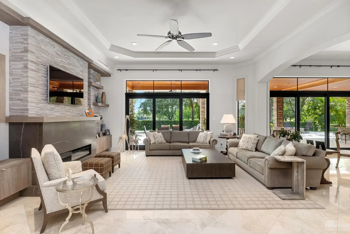 Family Room 2 at 7242 Stonegate Boulevard, Parkland