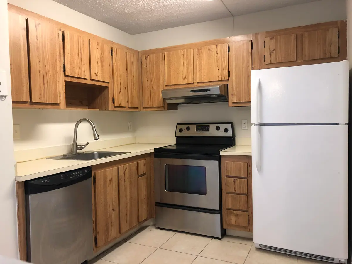 20190709155525448198000000-o at 10714 Royal Palm Boulevard 4-2, Coral Springs