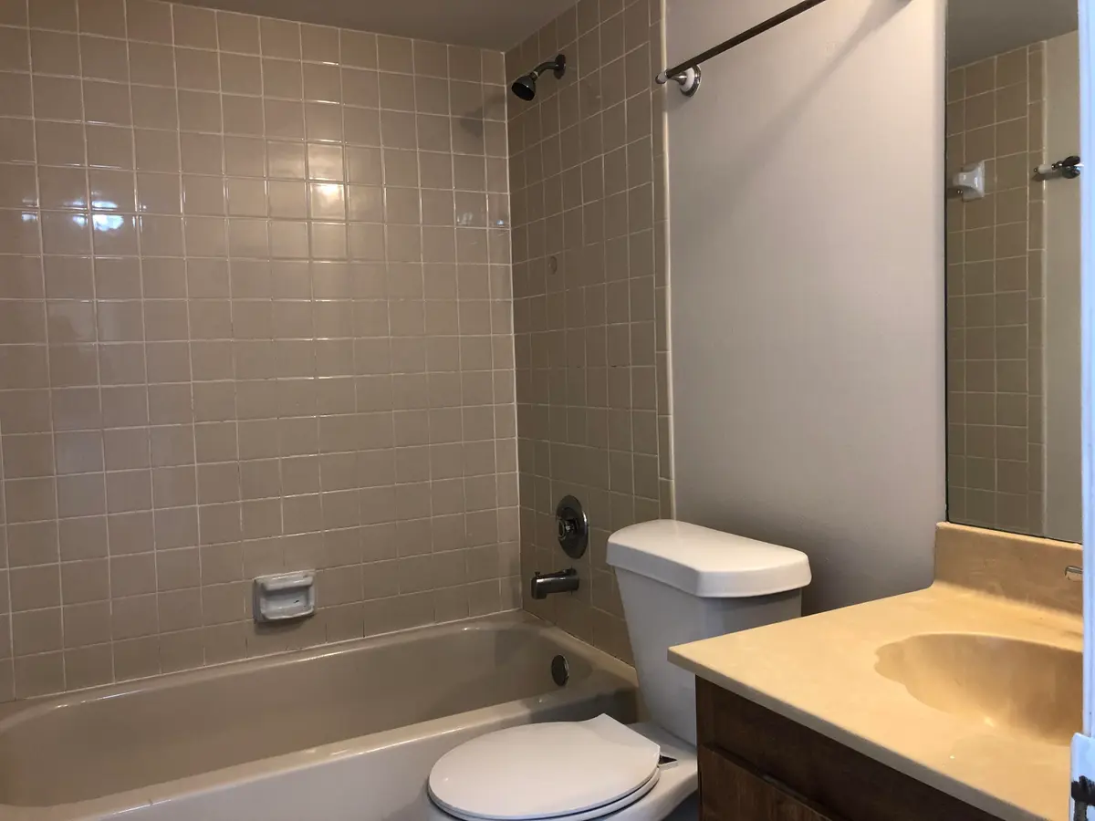 20190709155526648825000000-o at 10714 Royal Palm Boulevard 4-2, Coral Springs
