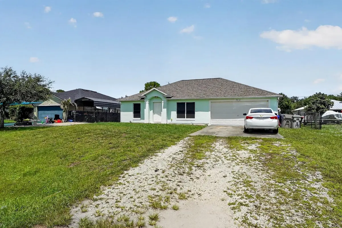 13_7816_100th_Ave-Exterior-1152 at 7816 100TH Avenue, Vero Beach