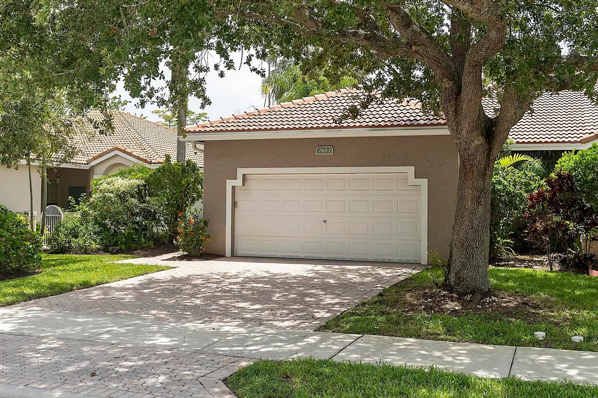 2601 - 1 - 102 at 2901 E Aragon Boulevard 1, Sunrise