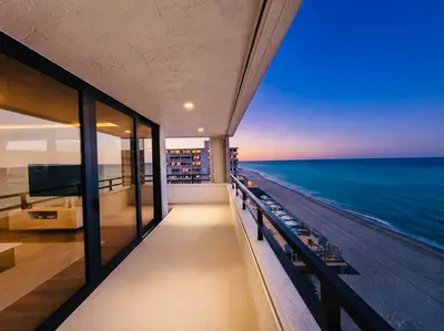 3560 S Ocean Boulevard 700, South Palm Beach – sold