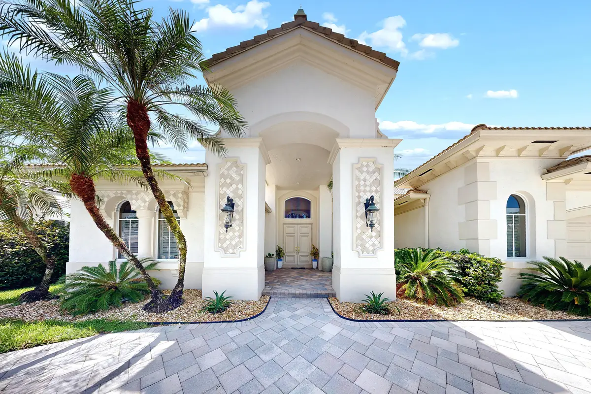 04-3004 at 11065 Canary Island Court, Plantation