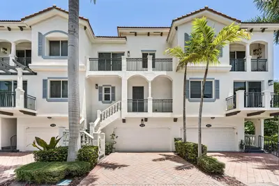 3030 WATERSIDE Circle, Boynton Beach – sold
