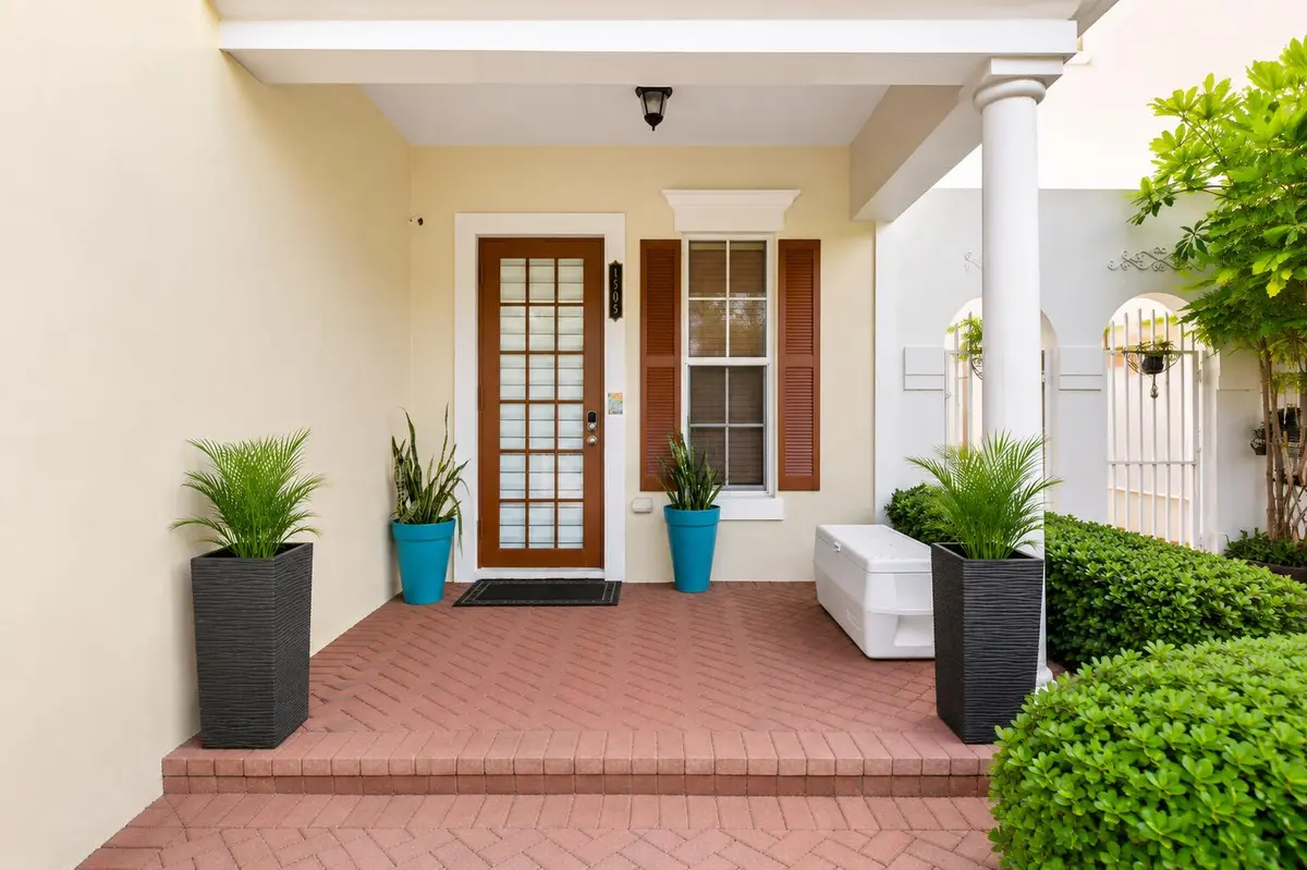 4A4CEBCE-CEB4-494E-916E-9DBA9990E7F4 at 1505 SW 23RD Street, Fort Lauderdale