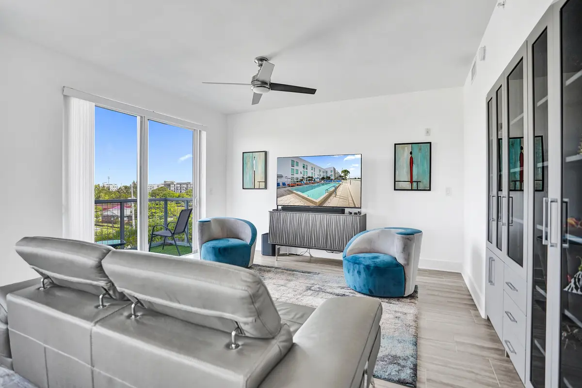 DSC01376 at 236 SE 5th Avenue 312, Delray Beach