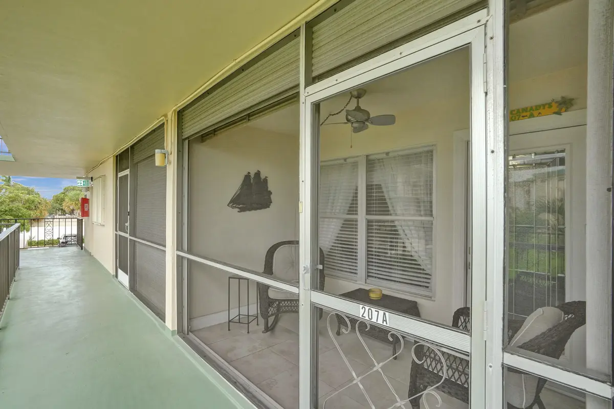 DSC07863 at 810 SE 7TH Street 207, Deerfield Beach