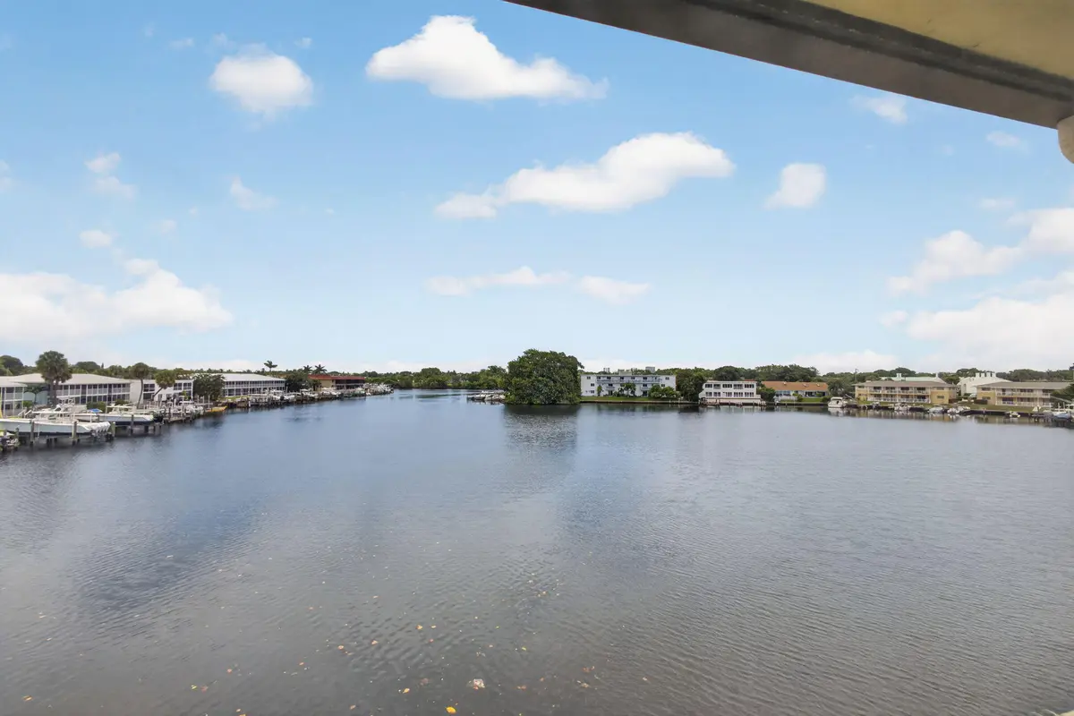 View at 313 LAKE Circle 311, North Palm Beach