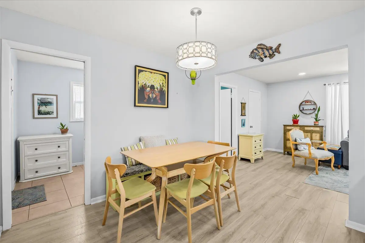 07-19th in-12 at 215 19th Avenue, Vero Beach