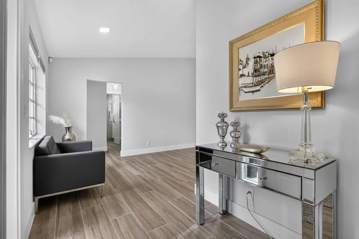 SPACIOUS FOYER at 10723 GREENTRAIL Drive, Boynton Beach