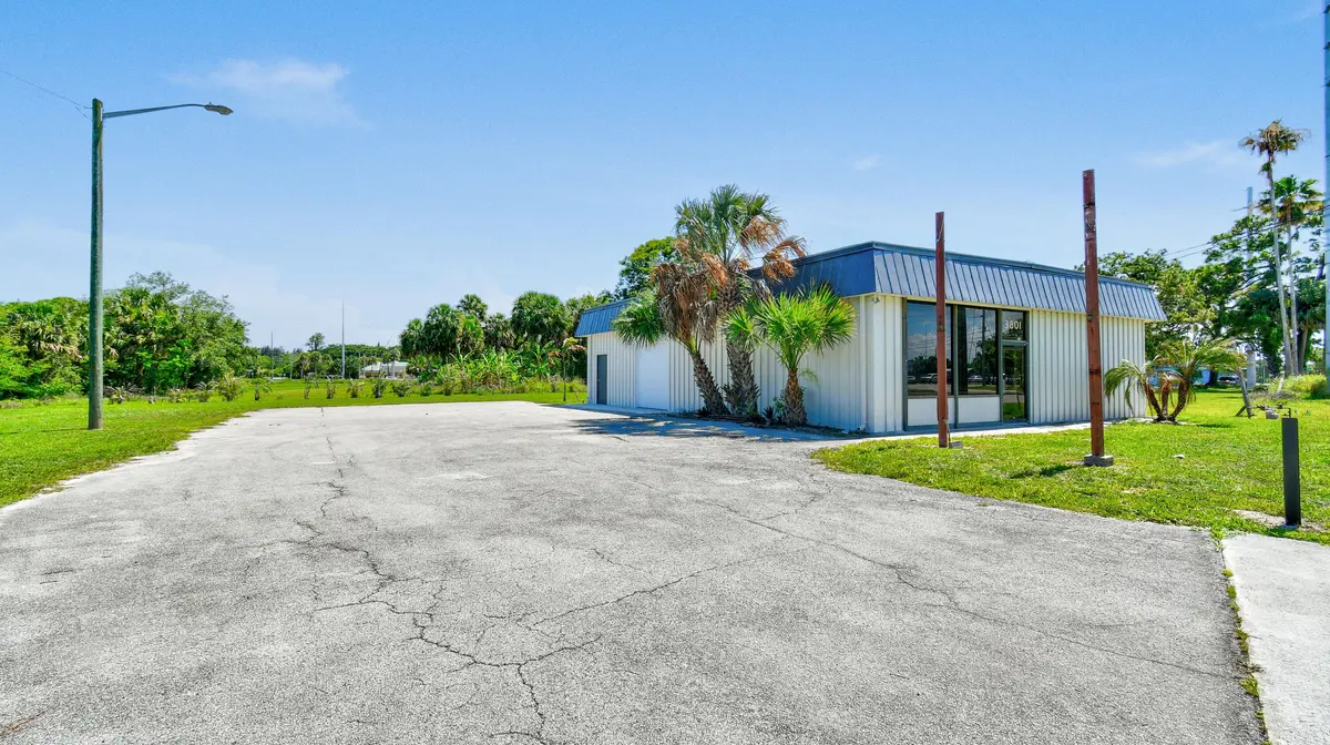 Warehouse-PSL(3) at 3801 OKEECHOBEE Road, Fort Pierce
