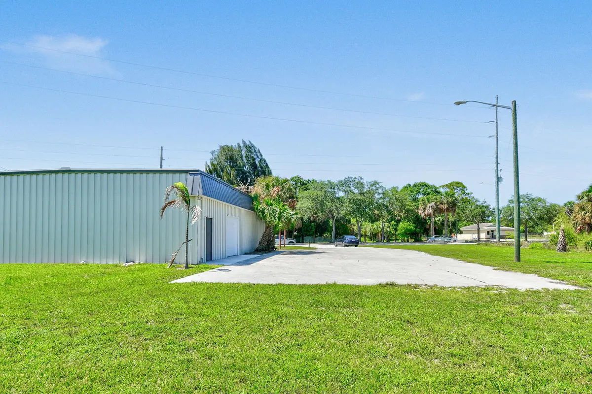 Warehouse-PSL(5) at 3801 OKEECHOBEE Road, Fort Pierce