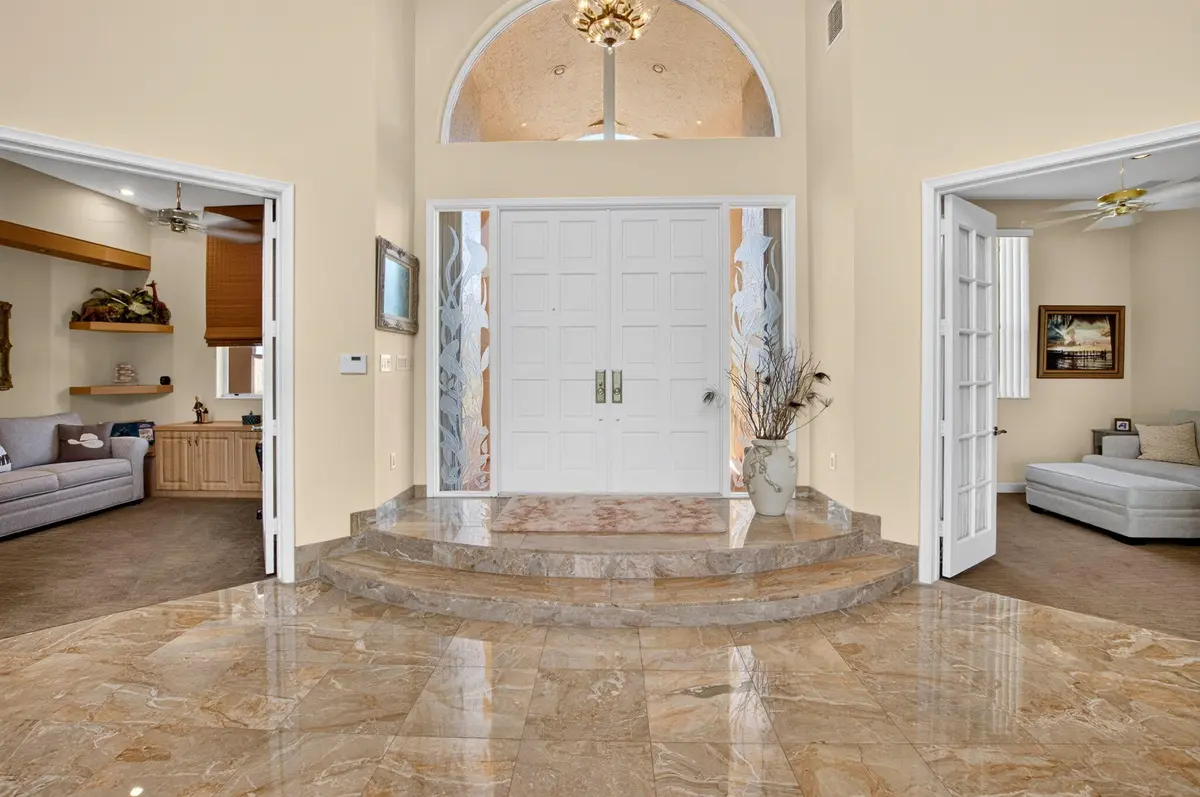 entrance at 10192 Shireoaks Lane, Boca Raton