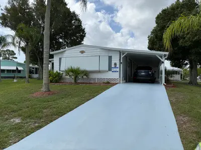 2 Jose Martin, Fort Pierce – Manufactured Home for sale