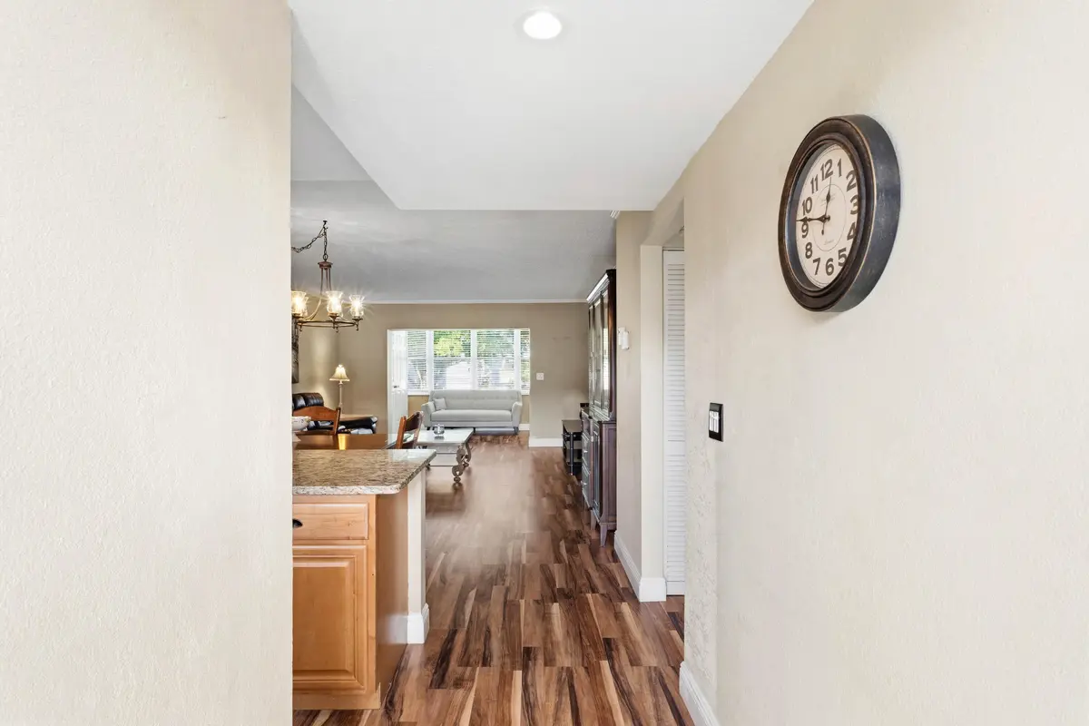 Entry at 7837 Golf Circle Drive 209, Margate
