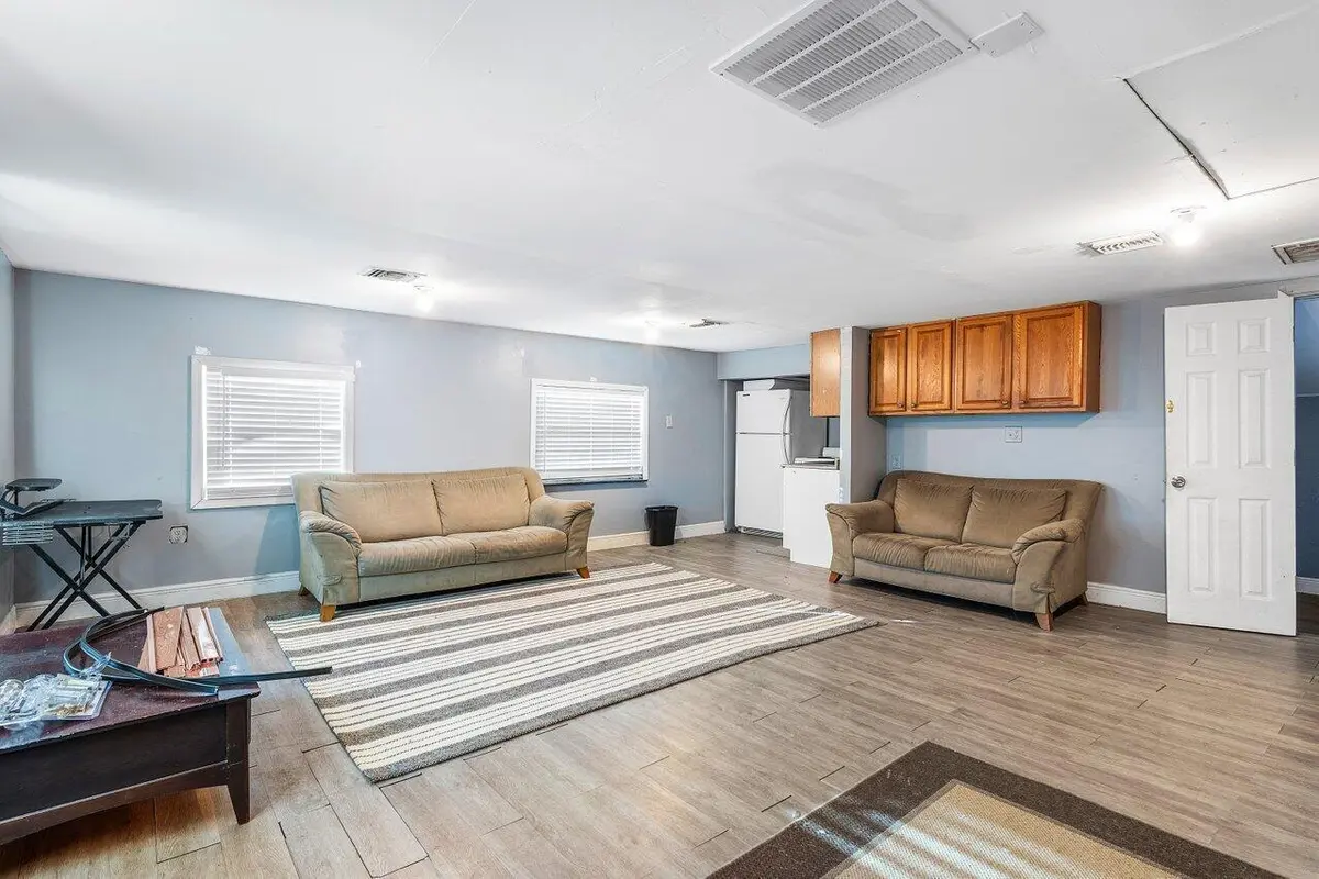 MR2 at 1047 Miner Road, Lake Worth