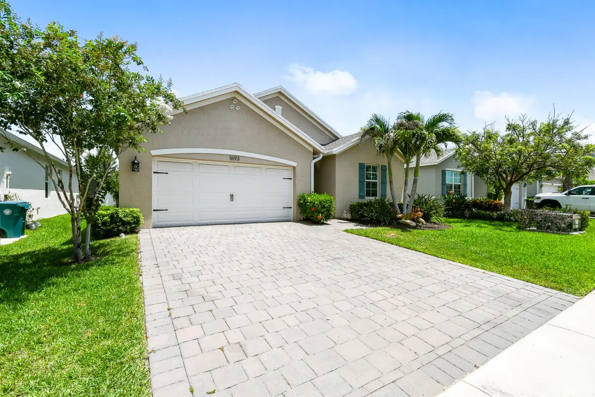 1693 White Pine Jensen Beach at 1693 NE White Pine Terrace, Jensen Beach