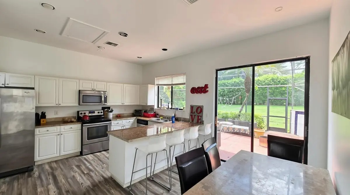 kitchen at 6510 VIA ROSA, Boca Raton