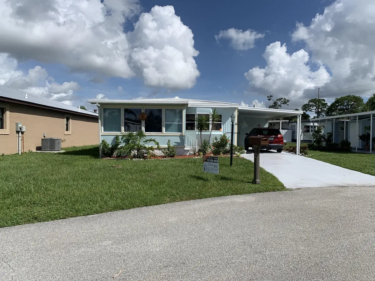 Front 3 at 8 Brisa Lane, Port St. Lucie