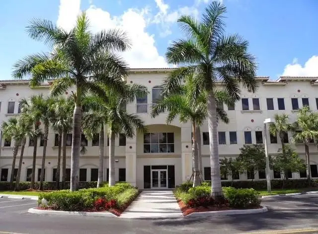 Photo 1 at 2893 Executive Park Drive 106, Weston
