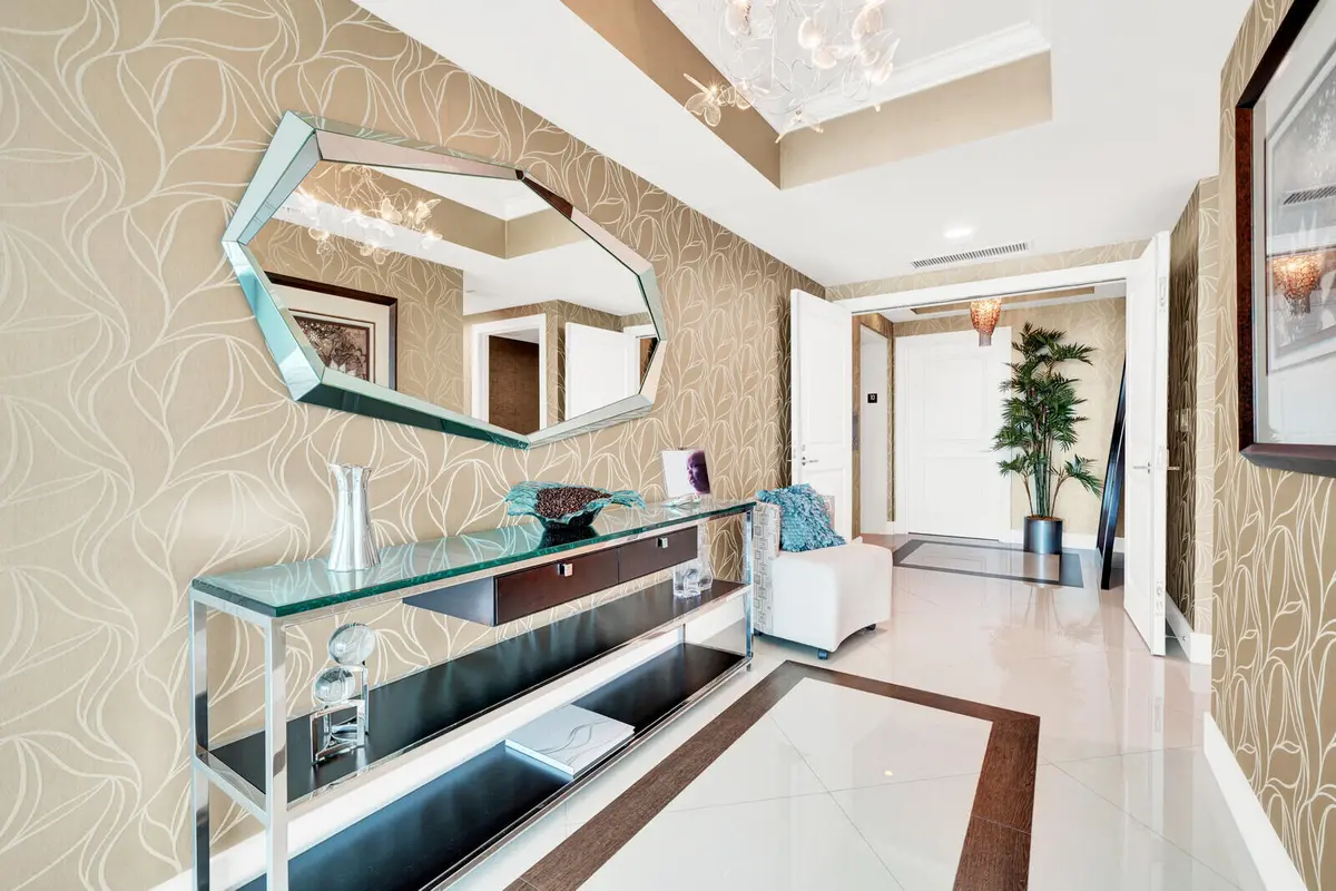 Plaza Oceanside condo 1007 pic 01 at 1 N Ocean Boulevard 1007, Pompano Beach