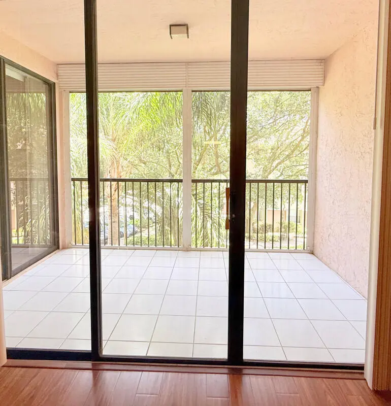 4300 NW 30th Street 343, Coconut Creek, FL – photo 2