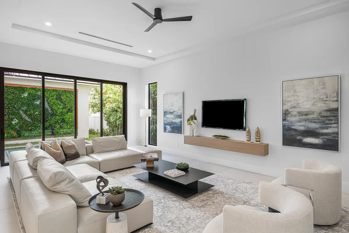 087-222Southeast5thStreet-DelrayBeach-FL at 222 SE 5th Street, Delray Beach