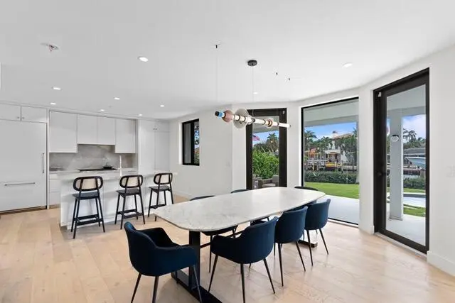 du6 at 21 Duke Drive, Lake Worth Beach