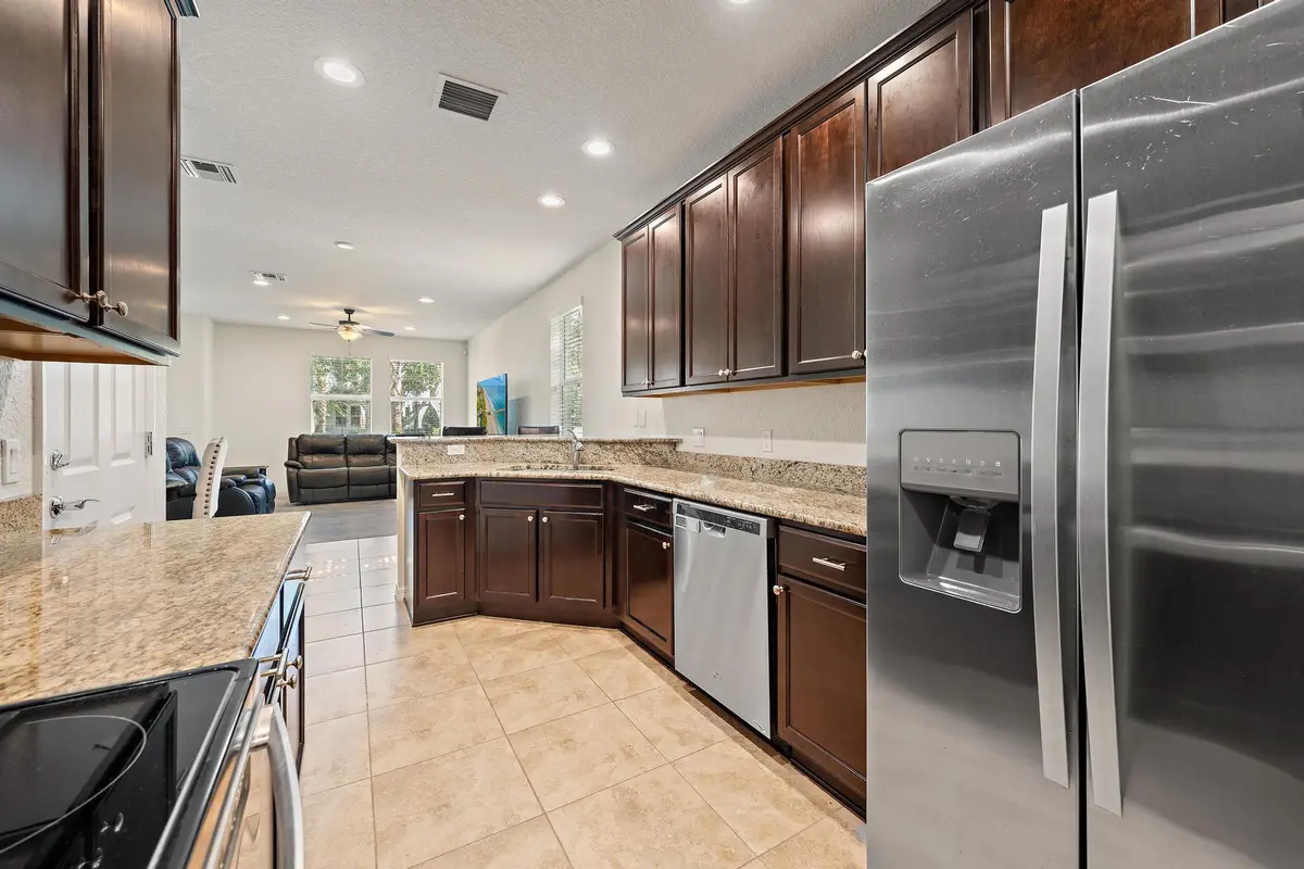 1156 S Community Dr-11 at 1156 S COMMUNITY Drive, Jupiter