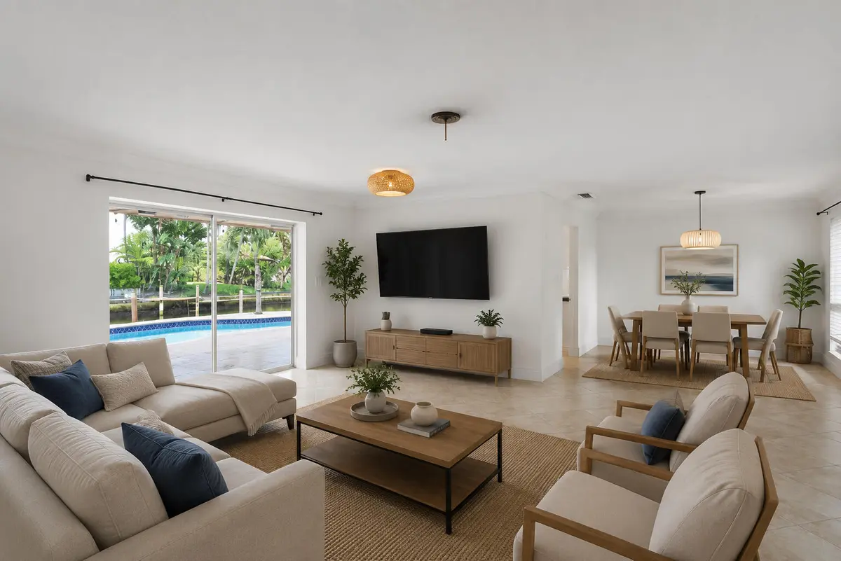 Main VS at 1460 NE 55th Street, Fort Lauderdale