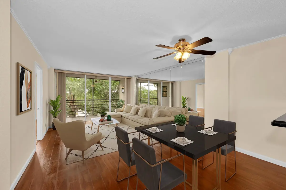 Photo 1 at 118 Royal Park Drive 4G, Oakland Park