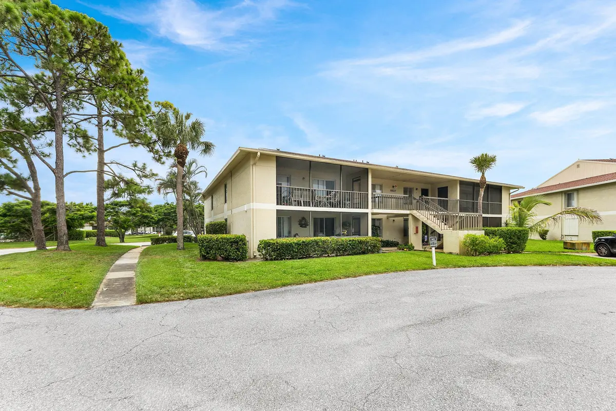 Front at 6527 Chasewood Drive G, Jupiter