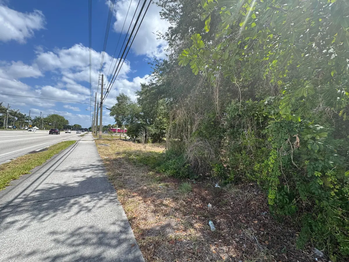 IMG_4607 at 3358 S Jog Road, Greenacres