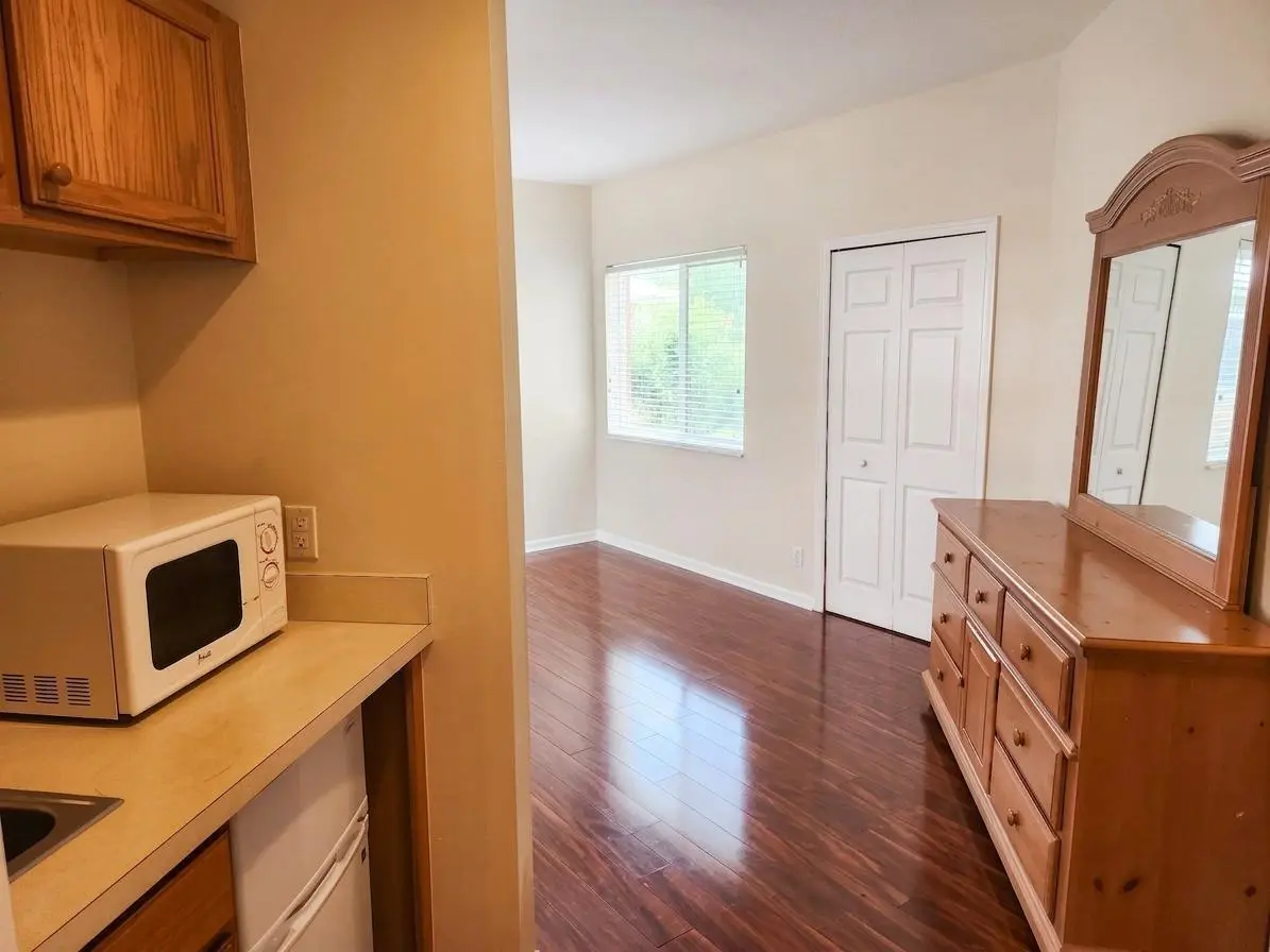 8330 Mulligan Room 1 at 8330 MULLIGAN Circle B, Port St. Lucie