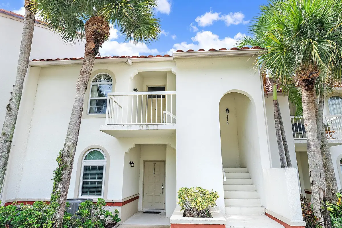 216 Cypress Point Drive, #216-22 at 216 Cypress Point Drive, Palm Beach Gardens