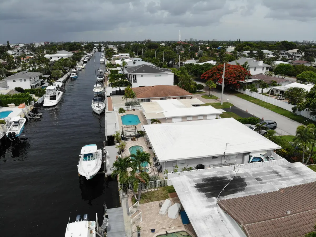 6B2A41AEA6F6CB606032C9E977A47743 at 2712 SE 13TH Court, Pompano Beach