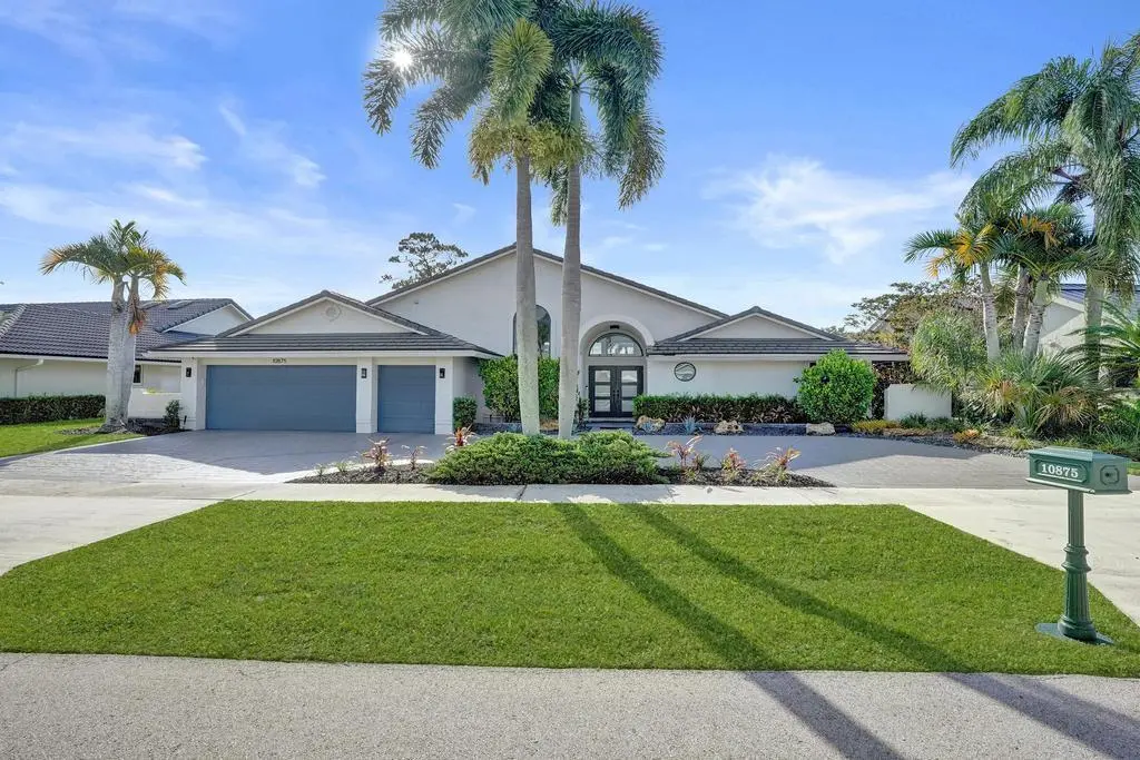 Welcome to Boca Woods Country Club at 10875 Boca Woods Lane, Boca Raton
