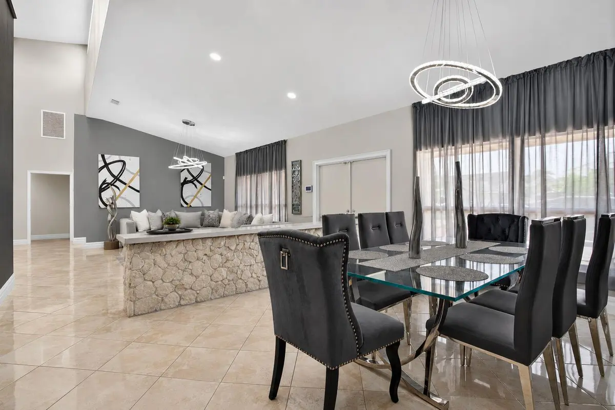 56-web-or-mls-06c7f2bd-fe3d-4597-be79-18 at 7355 NW 83RD Avenue, Tamarac