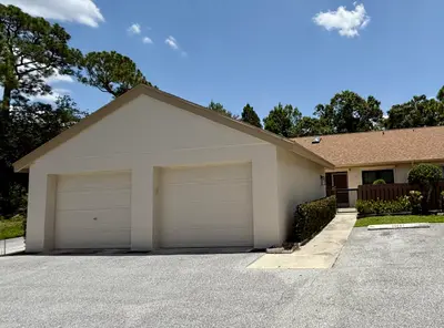 2054 SW Silver Pine Way 123-B, Palm City – Condominium for sale