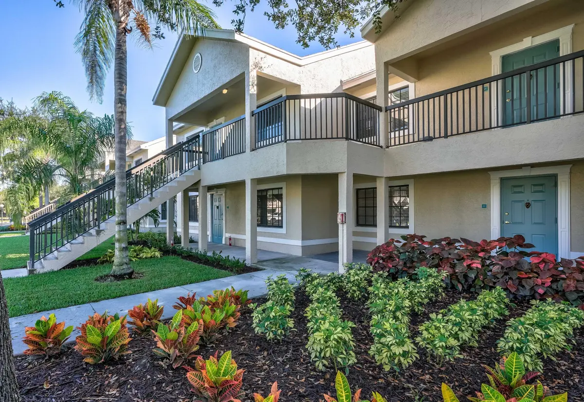 Front at 4685 N Haverhill Road B1, West Palm Beach