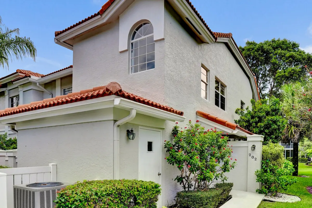 7669 Springwater - 2 at 7669 Springwater Place 202, Boynton Beach