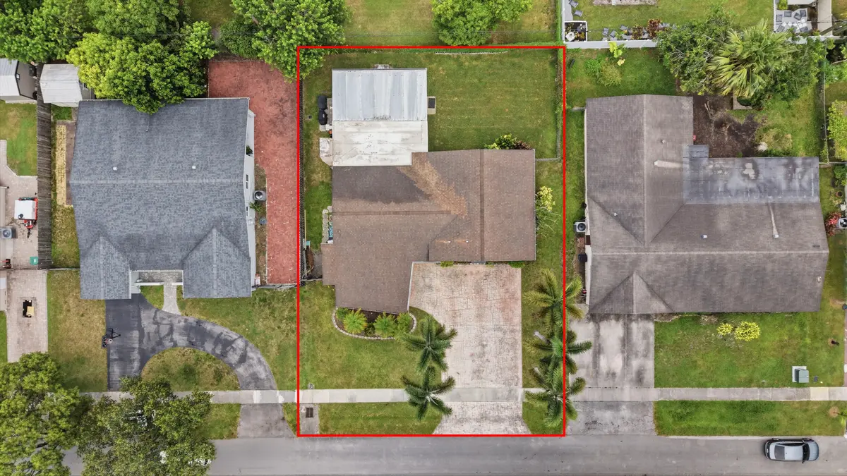 56_dji_20260716232543_0095_d_line at 4930 SW 90TH Way, Cooper City