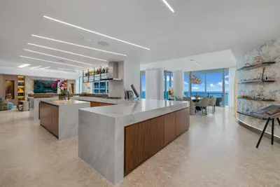 2200 N Ocean Boulevard S1604/1605, Fort Lauderdale – Condominium for sale