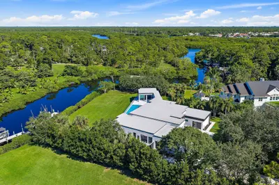 8309 SE RIVERS EDGE Street, Jupiter – Single Family Residence for sale