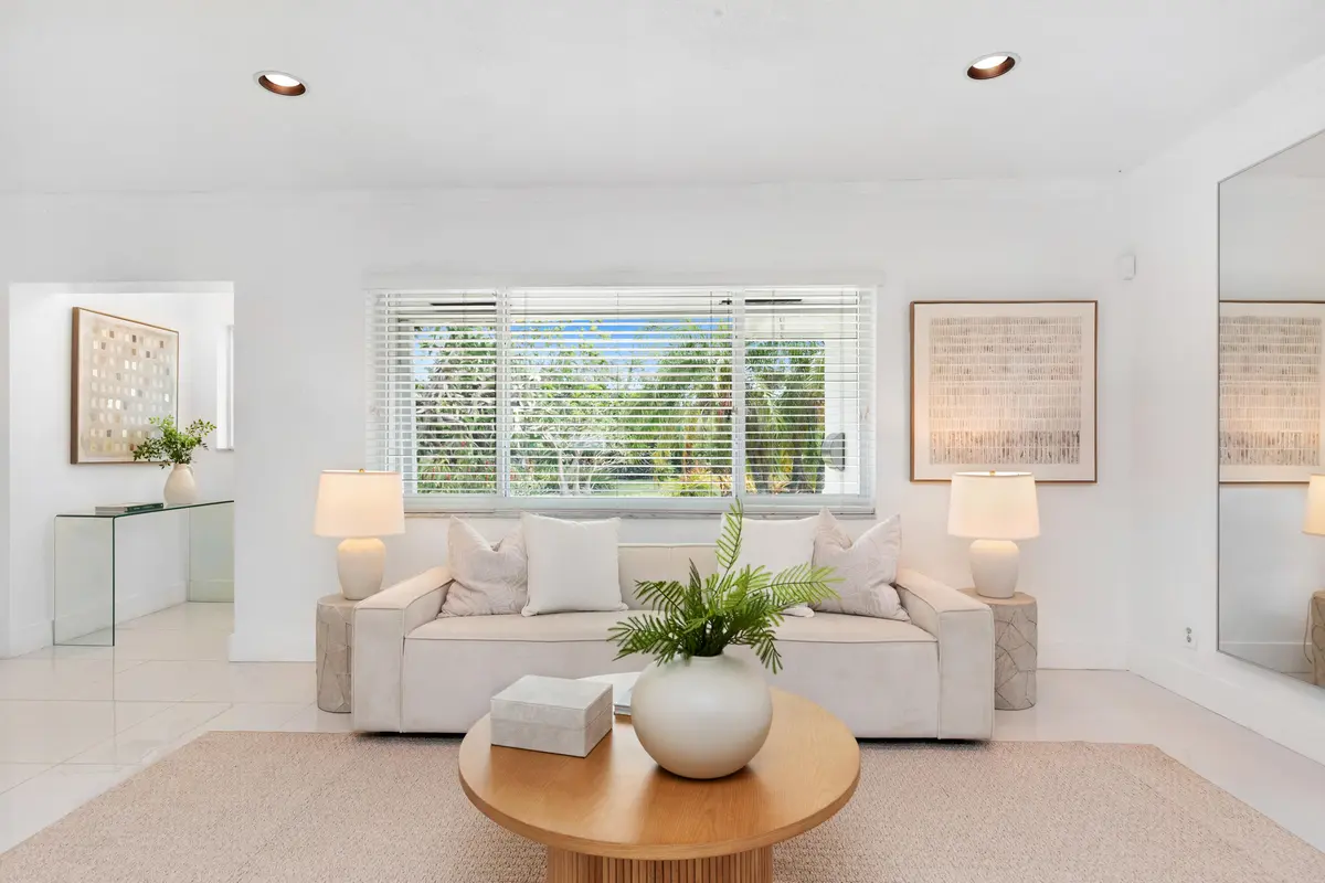 1I6A2500 at 1771 NE 33RD Street, Oakland Park